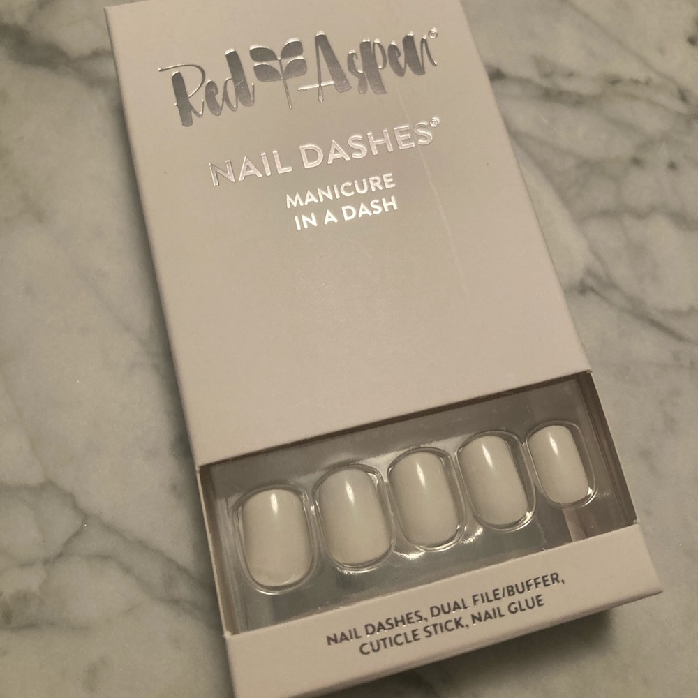 Red Aspen Nails